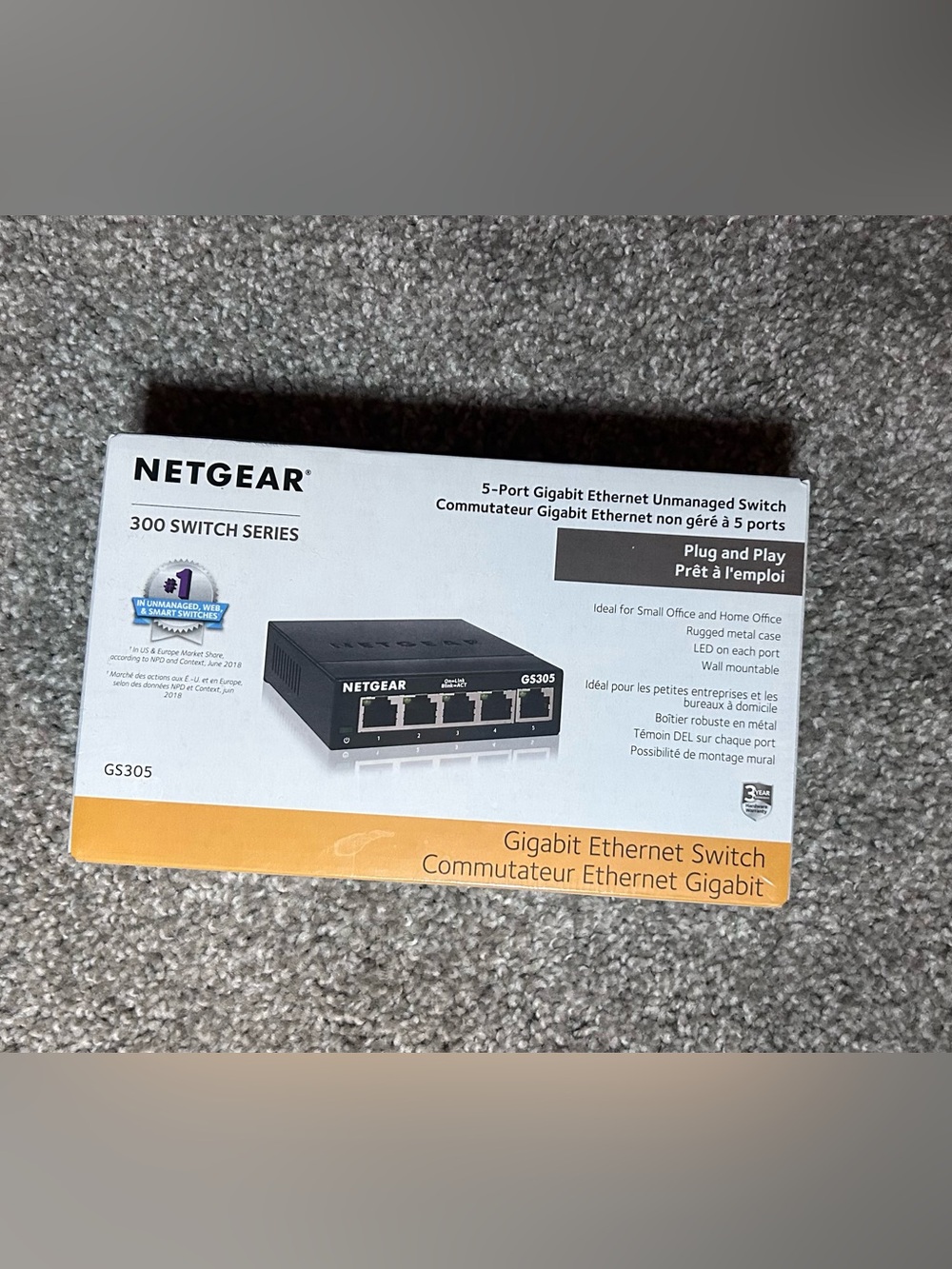 NETGEAR GS305 5-Port Gigabit Ethernet Switch in black